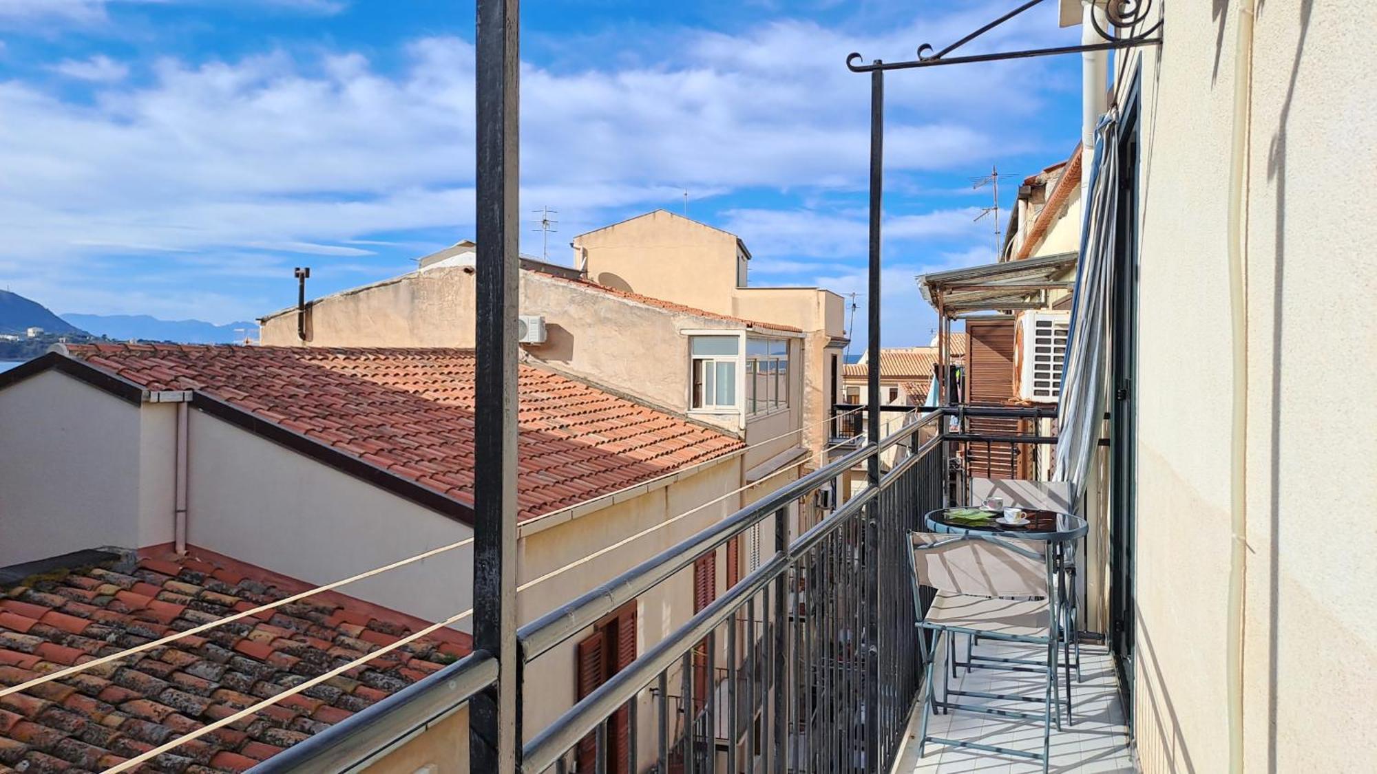 Sky Apartment By Casa In Mente Cefalù Exterior foto